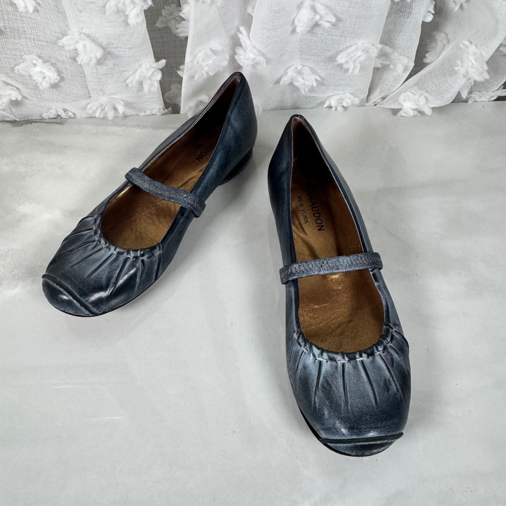 Giraudon New York Pleated Mary Janes Navy Blue Leather Lightly Distressed 38